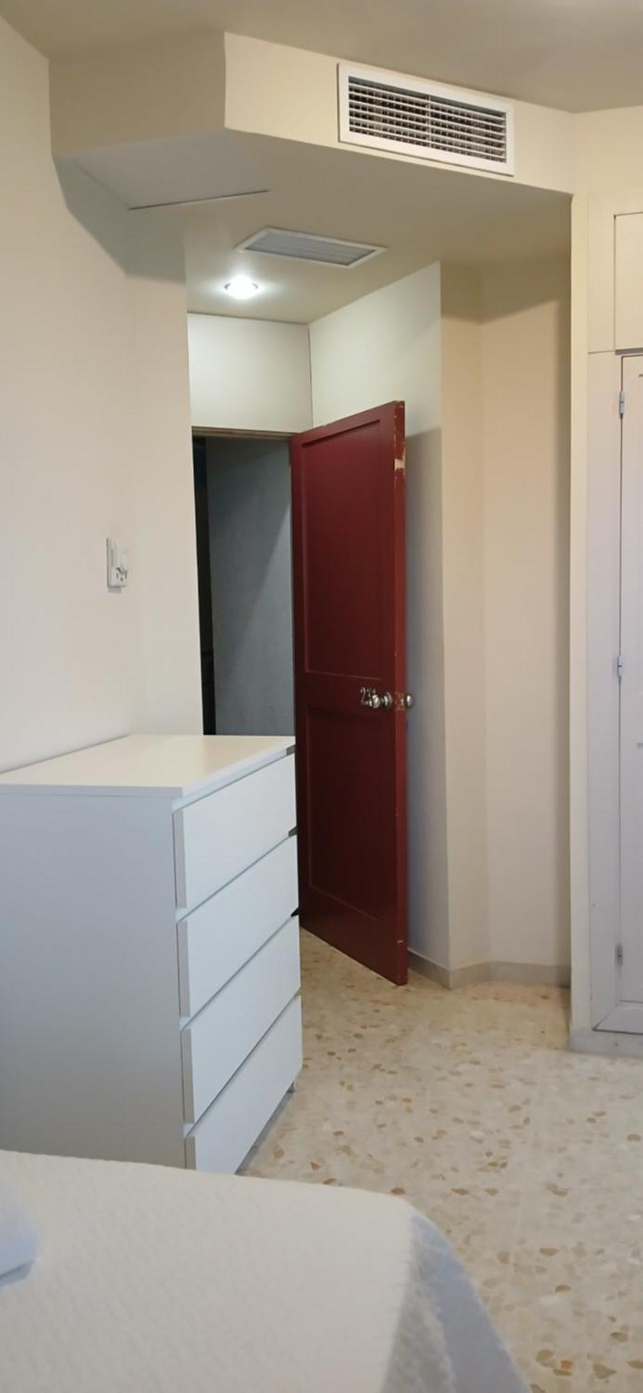 Larru Los Bermejales Residencia Universitaria Севиля Екстериор снимка