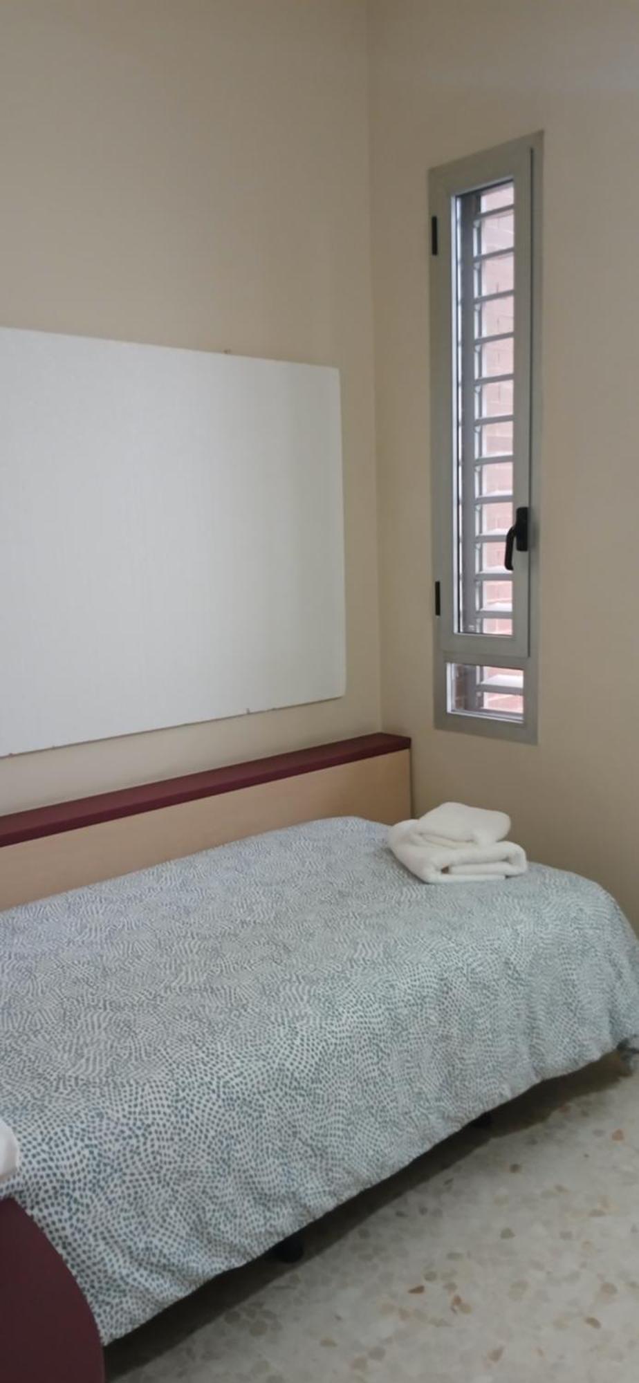Larru Los Bermejales Residencia Universitaria Севиля Екстериор снимка
